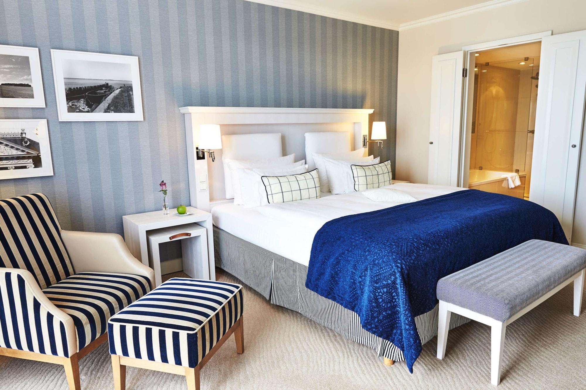 Steigenberger Grandhotel & Spa Heringsdorf Dış mekan fotoğraf A bedroom at the Cape Grace