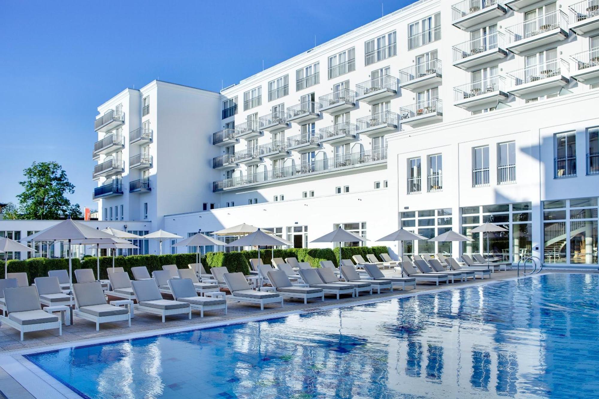 Steigenberger Grandhotel & Spa Heringsdorf Konforlar fotoğraf The Hotel's pool